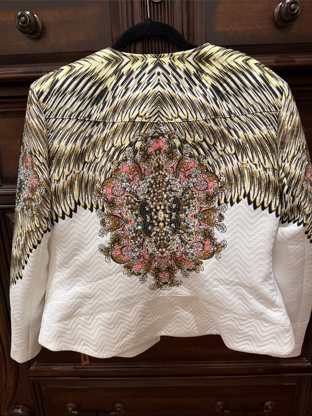 Donna Vinci White & Gold Embellished Moto Jacket - Picture 7 of 7